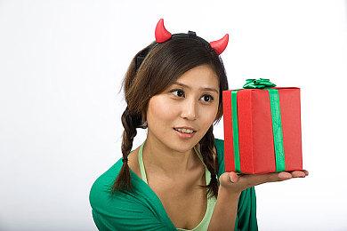 RTX 4090游戏跑分：首个真8K游戏显卡来了